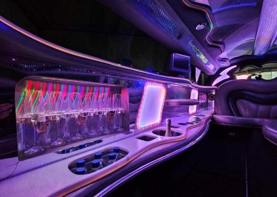 300C Chrysler 2 Tone - Full View of Bar