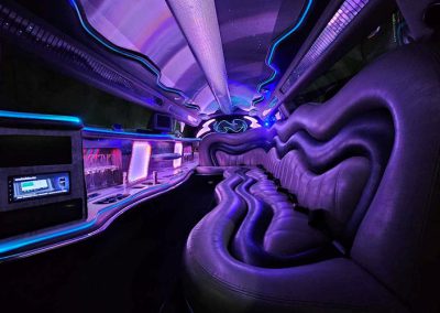 300C Chrysler 2 Tone - Full Wide Inside View