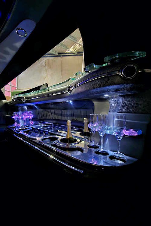 Chrysler Limo Black - LONG Inside Of car Bar Chrysler Limo Black - LONG Inside Of car Bar