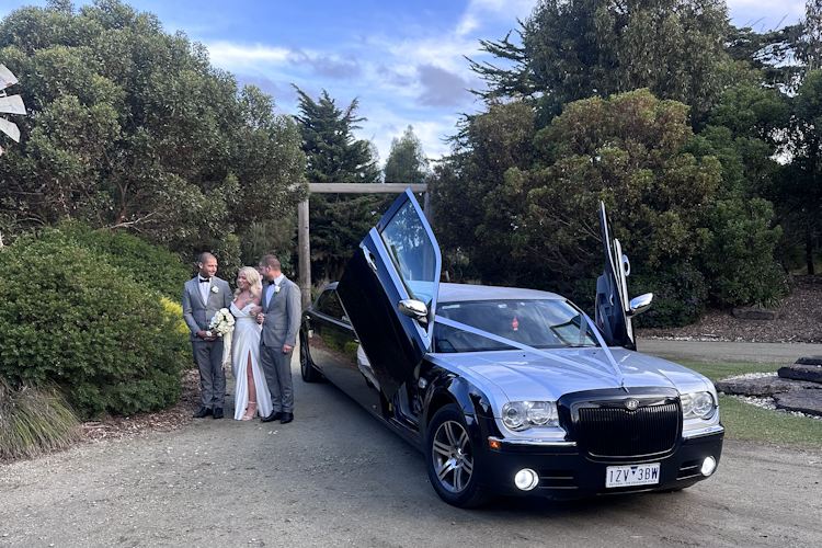 Shearing Shed Wedding Limo Hire