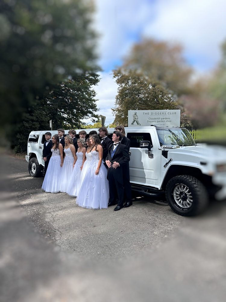 Melbourne Limo Hire Deb balls Melbourne Limo Hire Deb balls